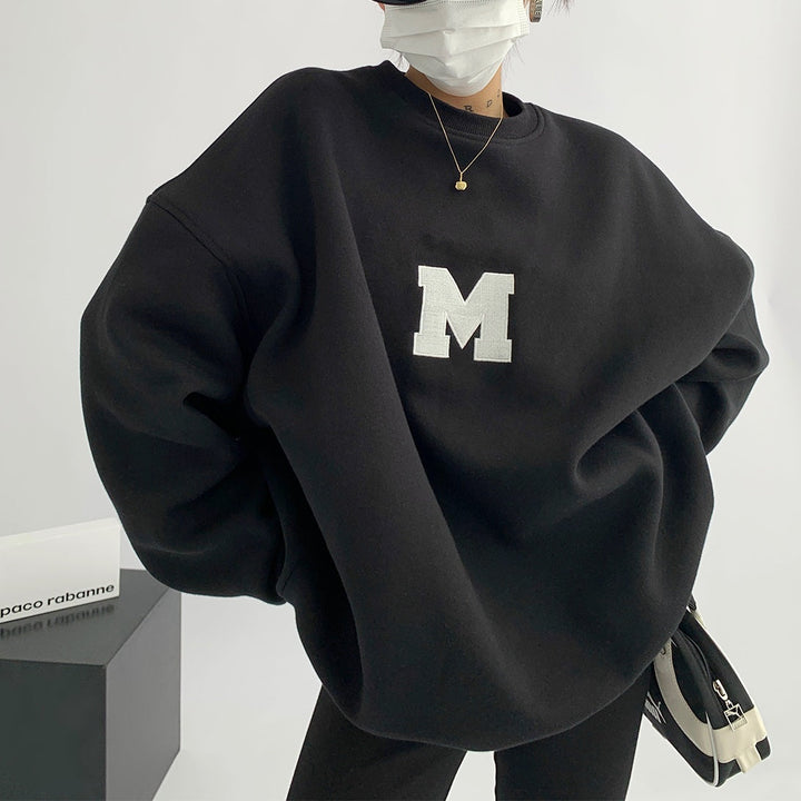 イニシャル刺繍スウェット