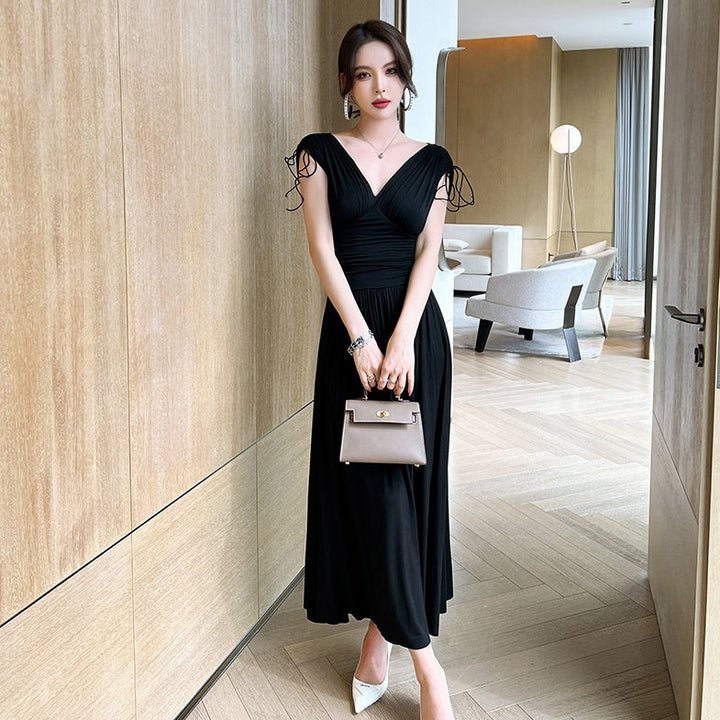 Vネックシャーリングロングワンピース