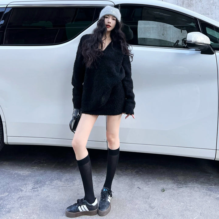 Vネックニットスカートセットアップ