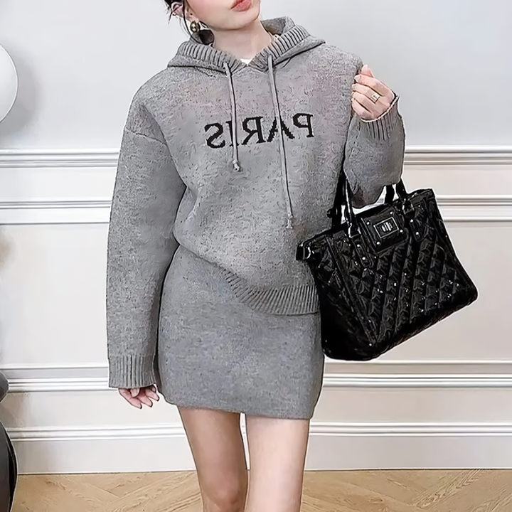 PARISロゴフーディースカートセットアップ