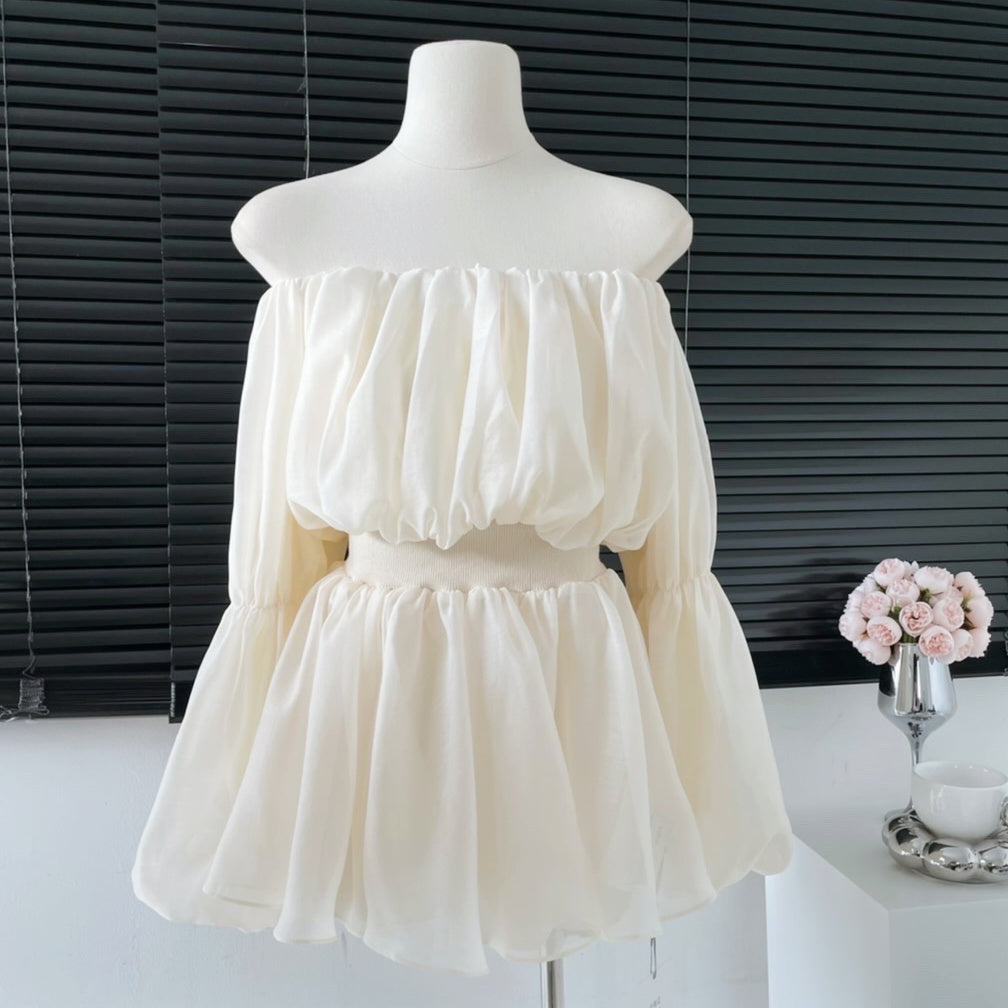 オフショルダーパフスリーブシフォントップス