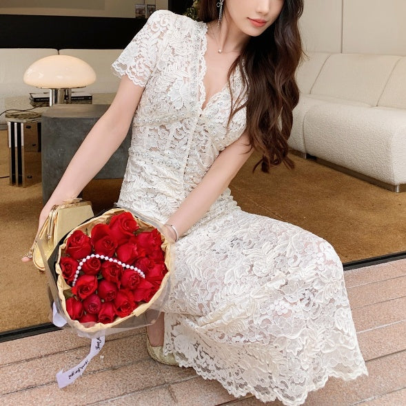 フレンチレトロVネックレースドレス