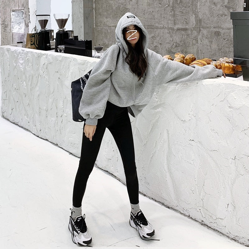 オーバーサイズロゴパーカー