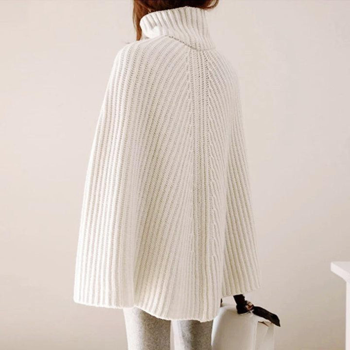 ハイネックニットポンチョ