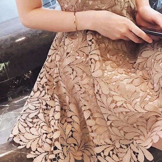 アメリカンスリーブレースミディワンピース