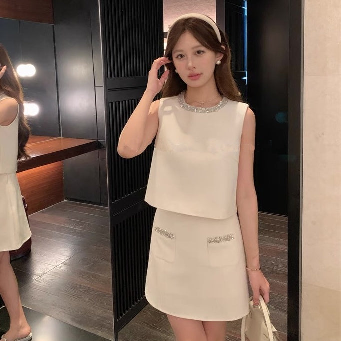 ノースリーブビジューミニスカートセットアップ