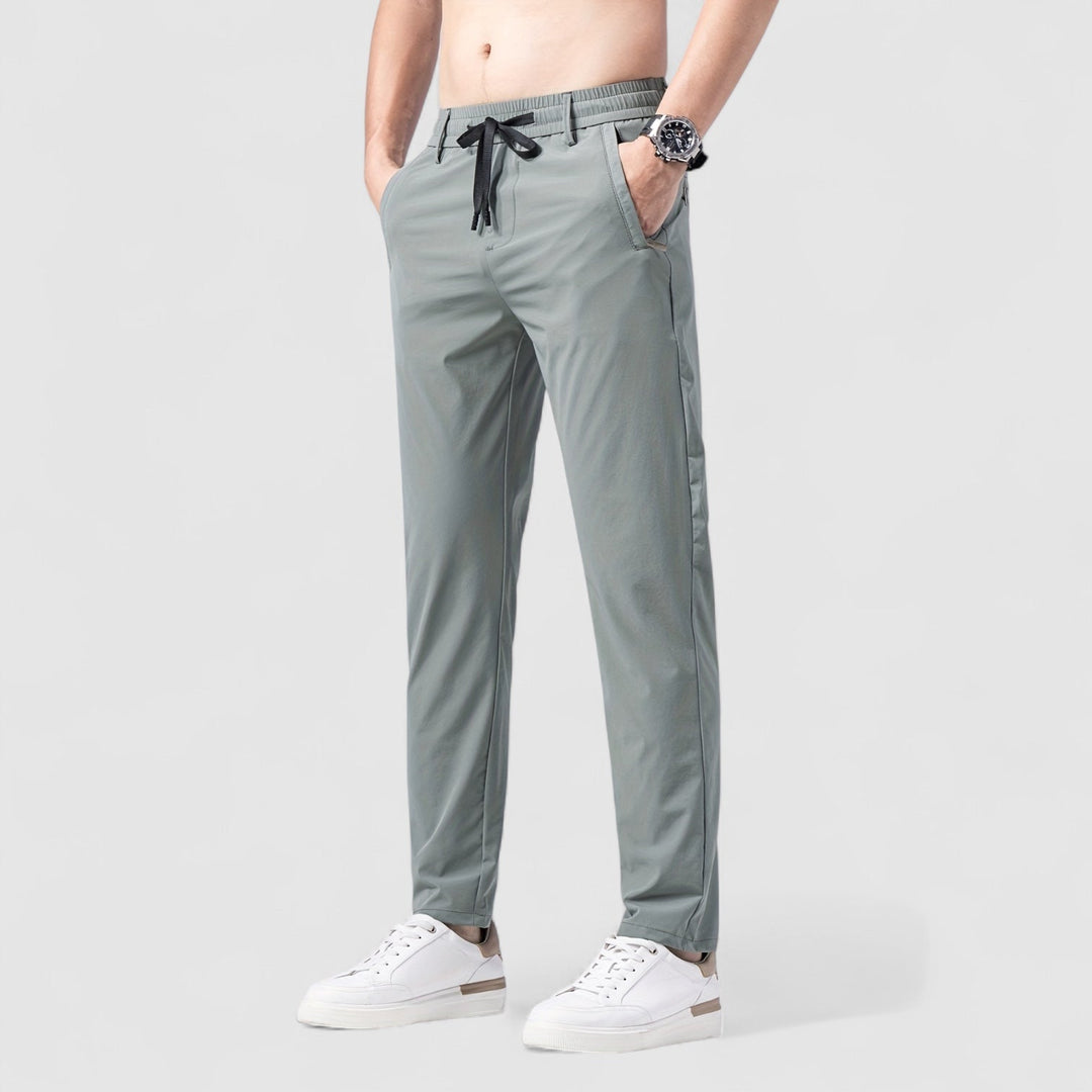 VIO | ウルトラストレッチスリムフィットパンツ