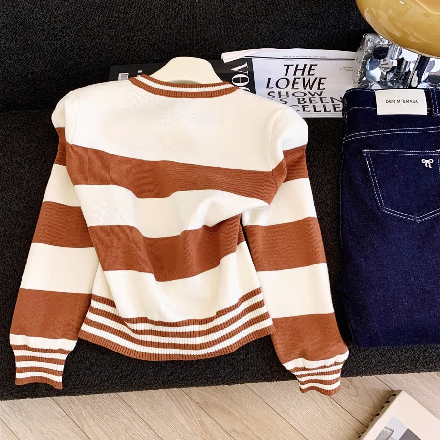 ゴールドボタンボーダーニットカーディガン