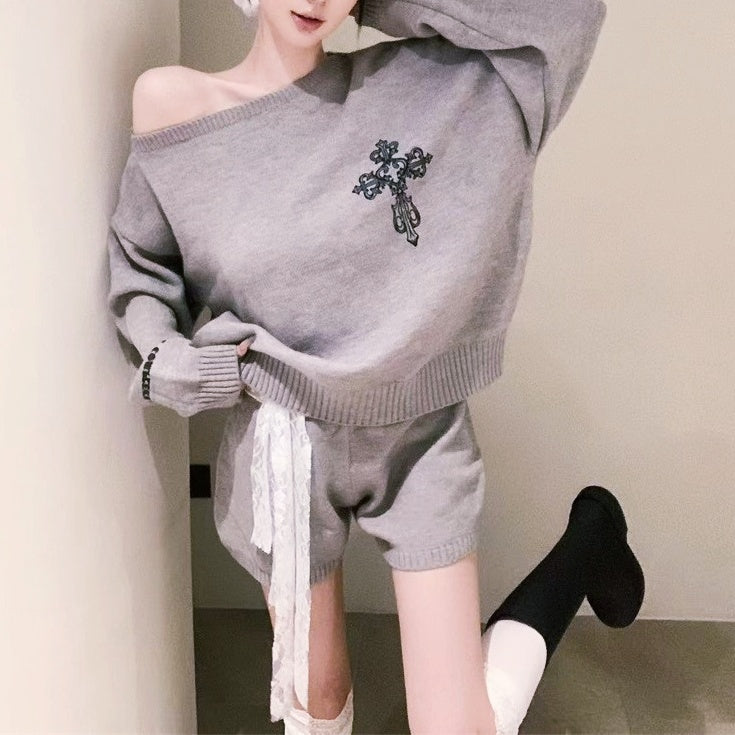 クロスエンブロイダリーニットセットアップ