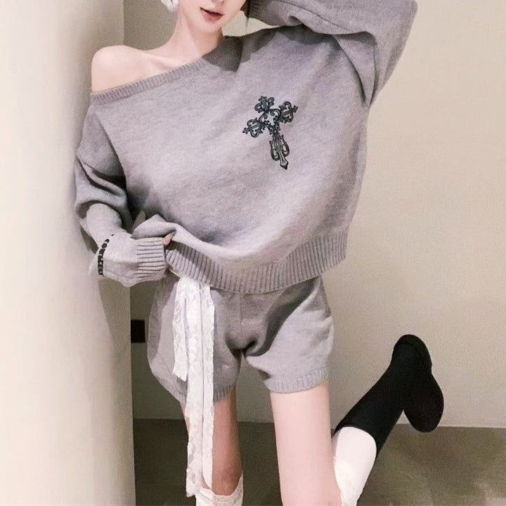 クロスエンブロイダリーニットセットアップ