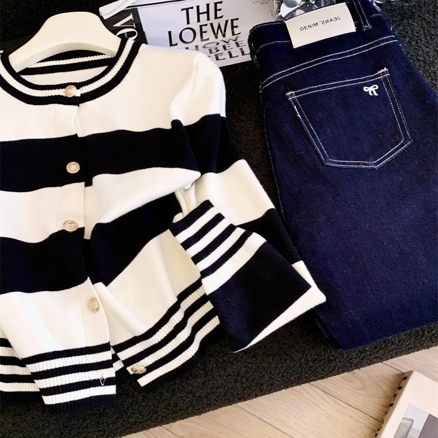 ゴールドボタンボーダーニットカーディガン