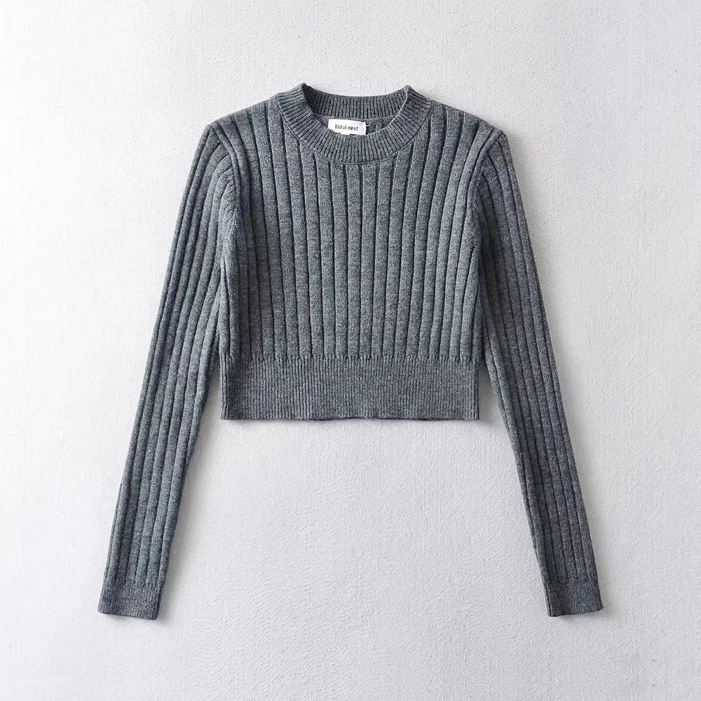 ラウンドネッククロップドトップス