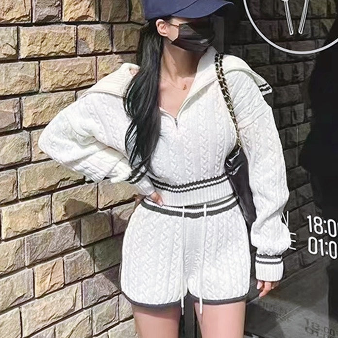 ハーフジップツイストニットセットアップ