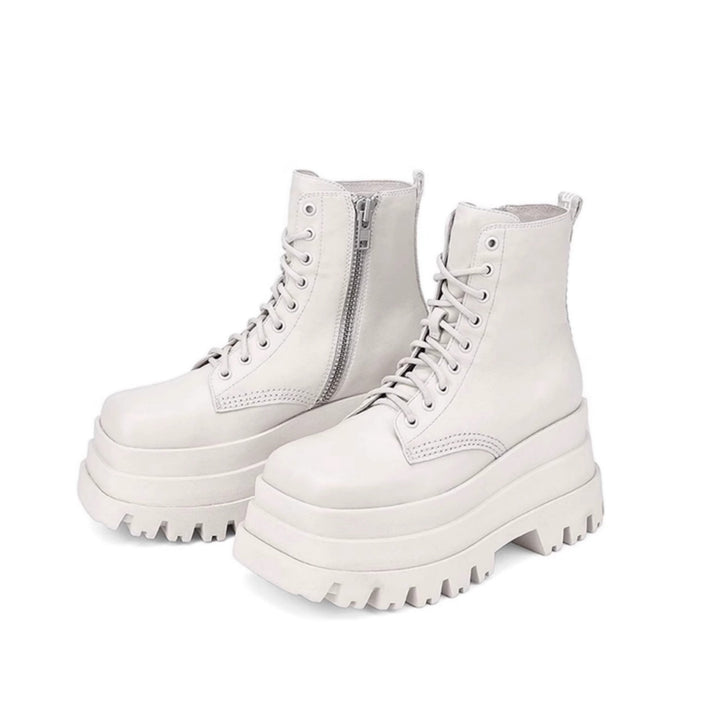 ボリュームソールレースアップショートブーツ