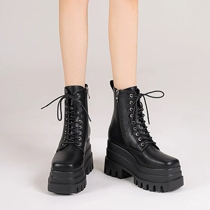 ボリュームソールレースアップショートブーツ
