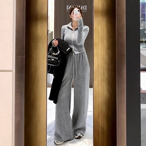 ジップアップニットセットアップ