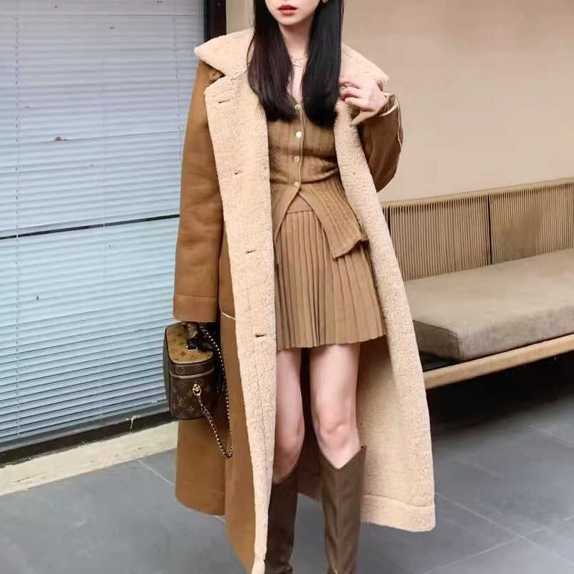 Vネックケーブルニットスカートアップ