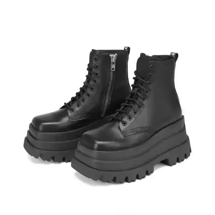 ボリュームソールレースアップショートブーツ