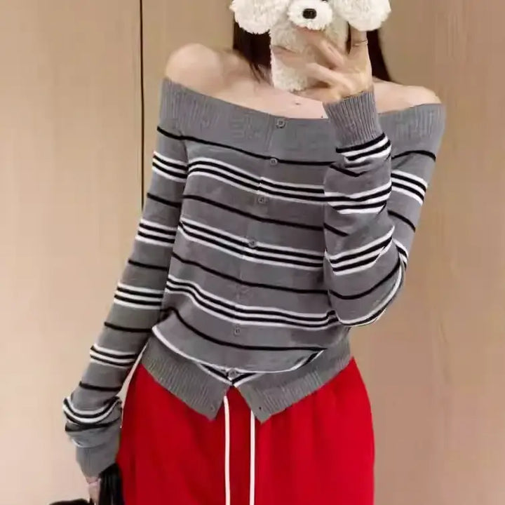 オフショルボーダーニットトップス