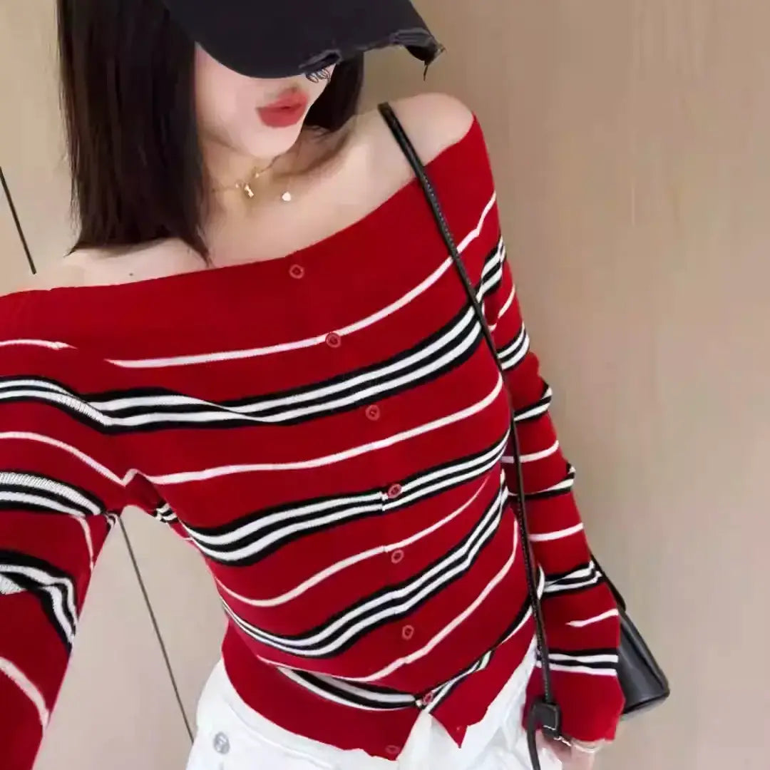 オフショルボーダーニットトップス