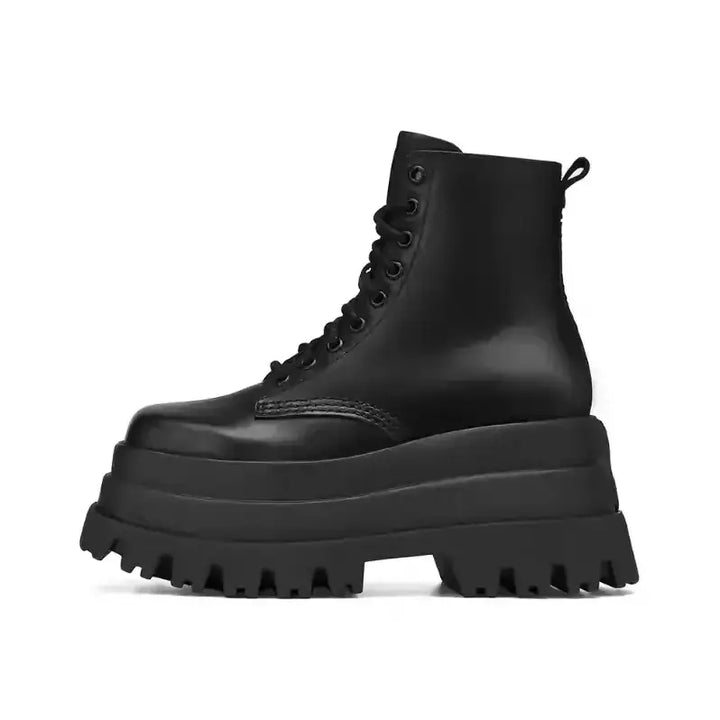 ボリュームソールレースアップショートブーツ